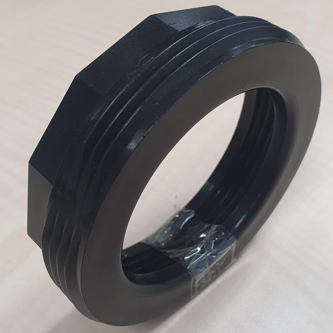 Thread Adaptor 2in to 2.5in | colour may be black or white