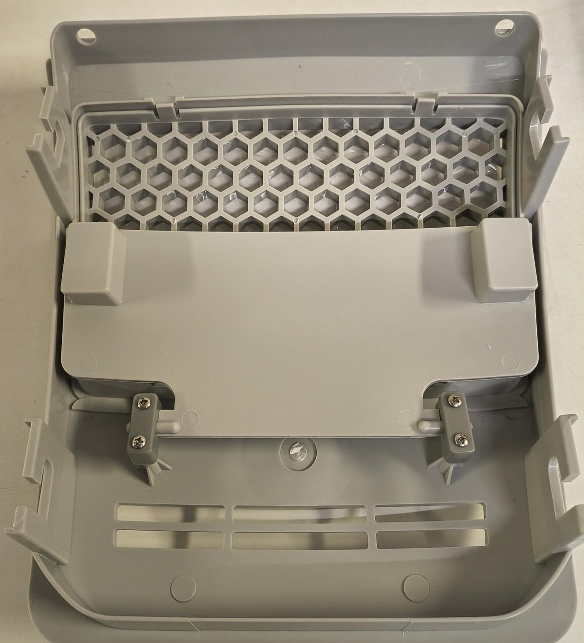 Lid and Skimmer face with New Weir Gate Kit – Premium Surface Filtration for a Cleaner Spa -Black Ice